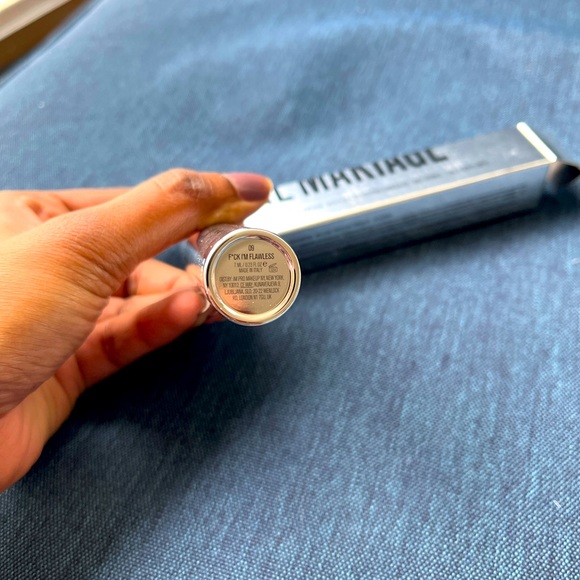 Il Makiage concealer - Picture 5 of 6